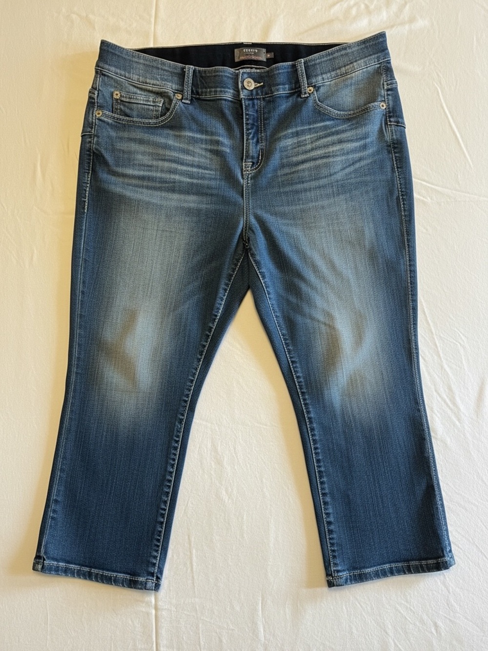 torrid Crop Bombshell Skinny Jeans Size 20